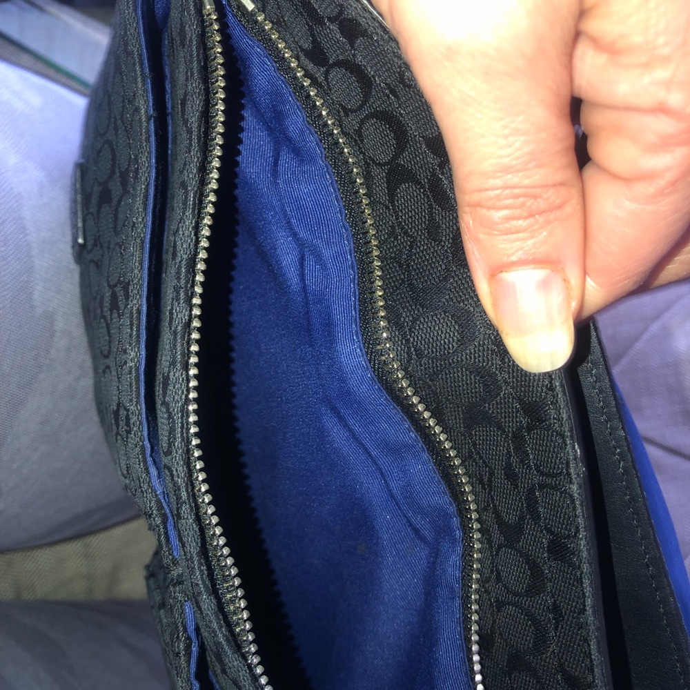 Coach Messenger Bag Authentic - Picture 8 of 9